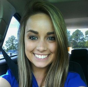 Meet your Posher, Elisabeth