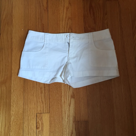 Mossimo White shorts