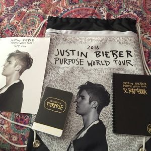 Justin Bieber VIP Pack