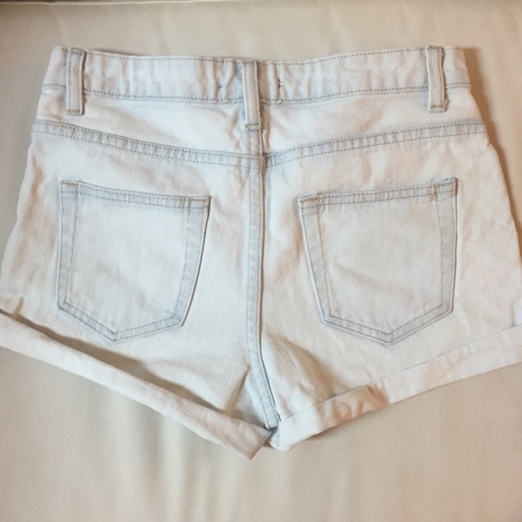 High Waisted Button-Up Jean Shorts - Picture 2 of 4