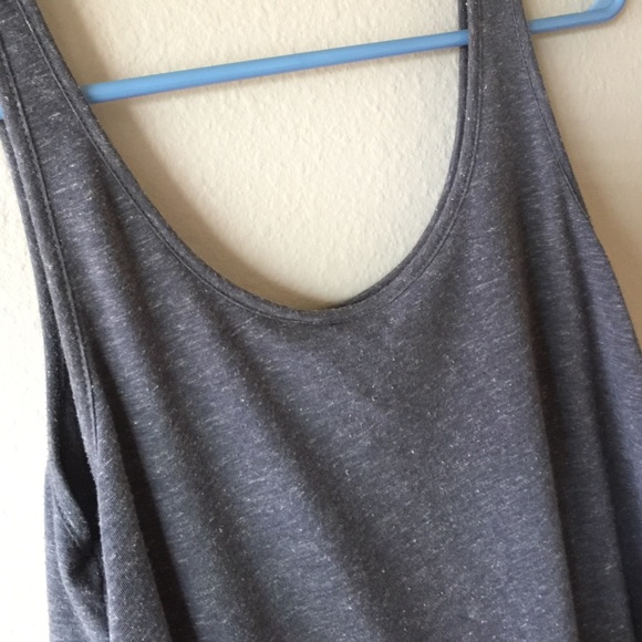 Tanktop - Picture 3 of 3