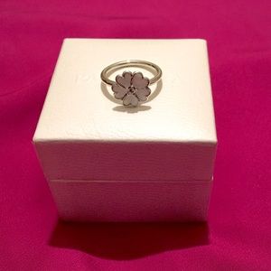 🆕Pandora Primrose Ring