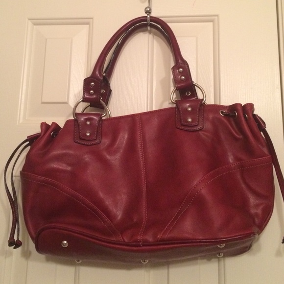 Red Rina Rich Handbag - Picture 1 of 2