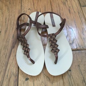 Ipanema 'Cleo' T-Strap Sandal