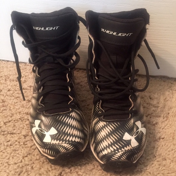 Under Armour Highlight Football Cleats