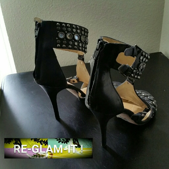 HOST PICK ..ALDO..LEATHER HEELS - Picture 3 of 4