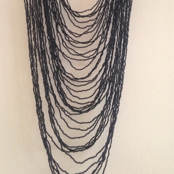 🎱🎥 multi strand drape necklace - Picture 2 of 4