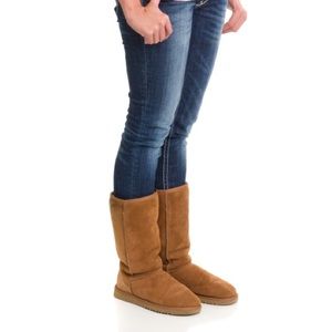 Classic II Tall UGG boots AND Cleaning kit