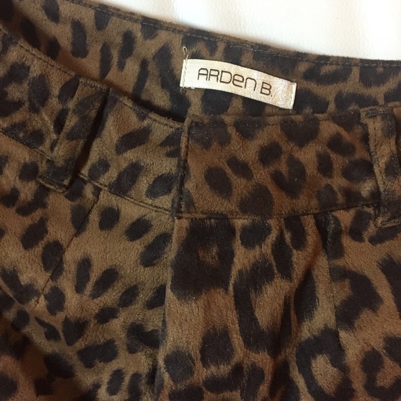 Leopard Print Shorts - Picture 4 of 4