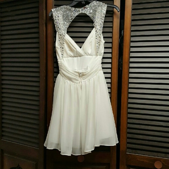 White formal prom dress - Picture 2 of 4