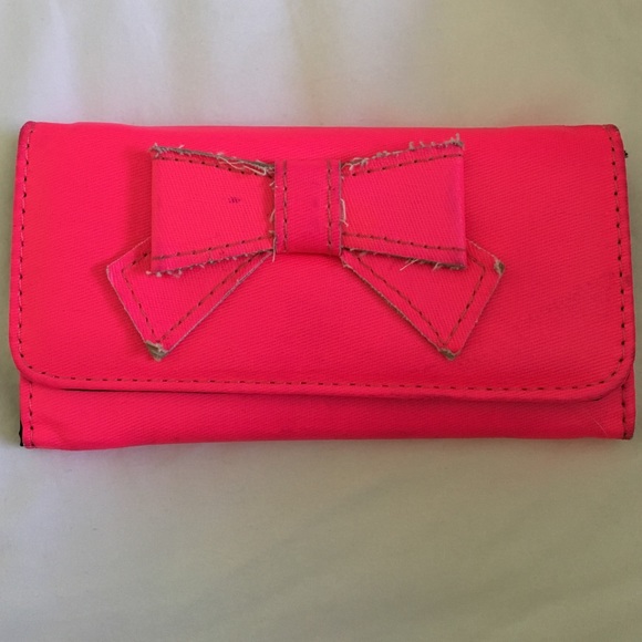 Neon pink bow wallet