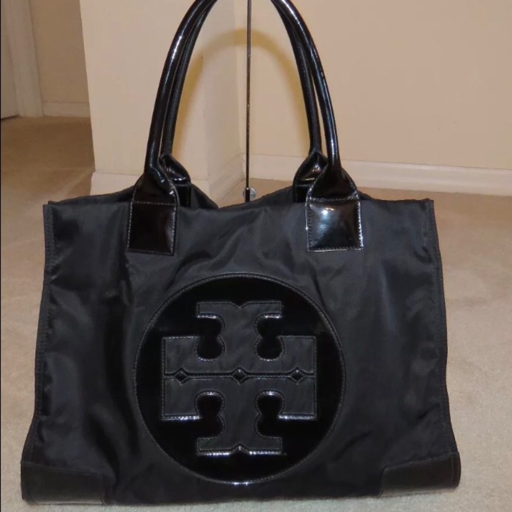 Tory burch**sold**