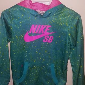 Nike pullover