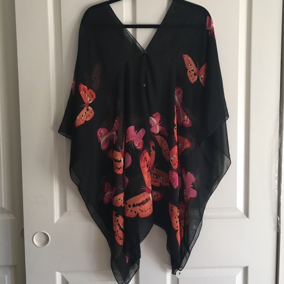 Butterfly coverup - Picture 1 of 3