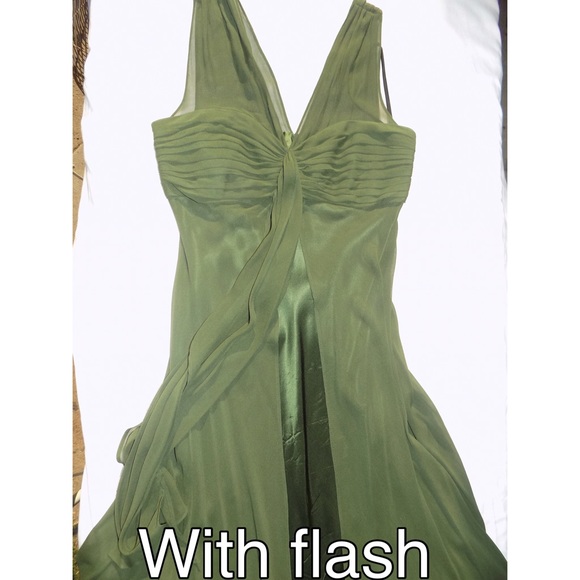 Dress - Picture 3 of 4