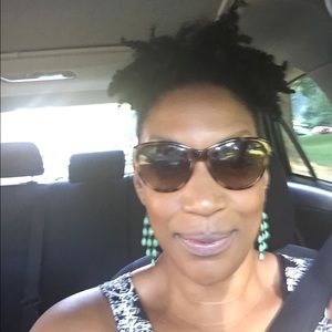 Meet your Posher, Aimee