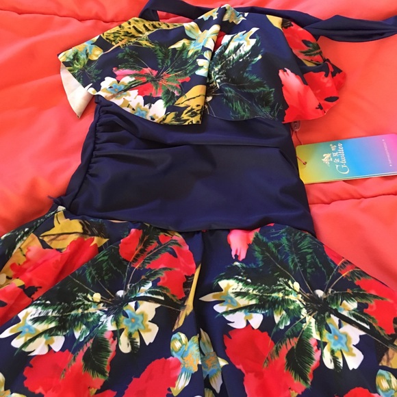 Fashionable floral print one-piece swimsuit
