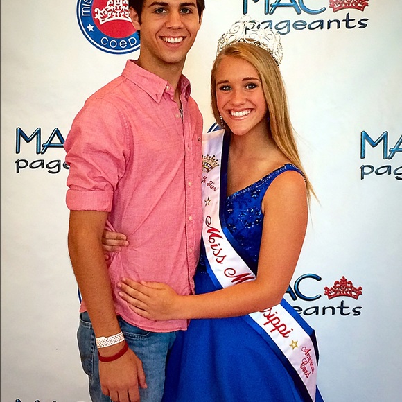 Prom dress - Picture 2 of 3