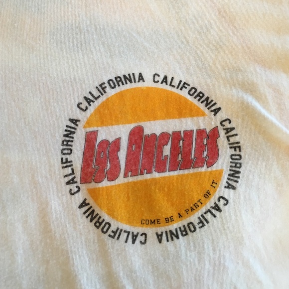 Brandy Melville California Tee - Picture 2 of 5