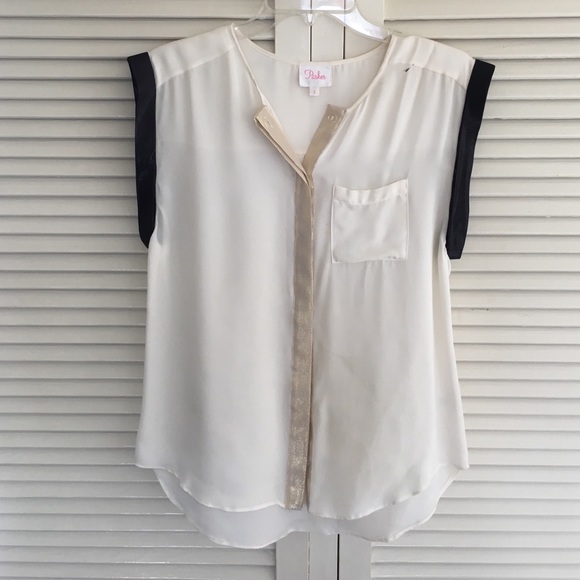 Parker Size Small Button Up Blouse