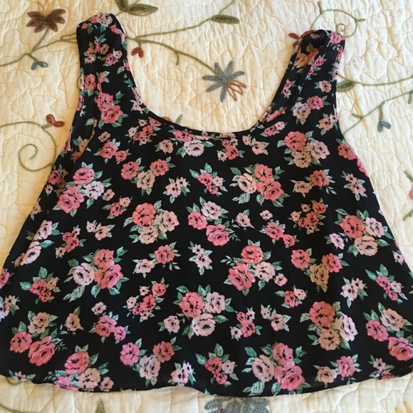 Forever 21 Floral Cropped Tank