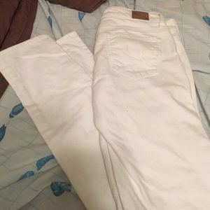 American eagle skinny jeans.