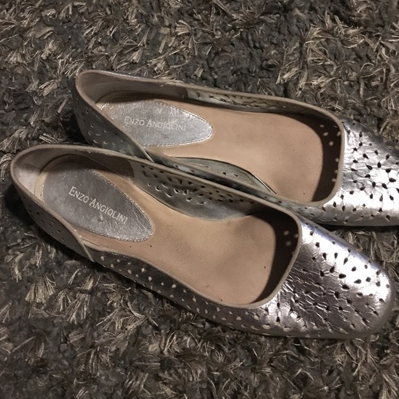 Silver lazer cut silver flats