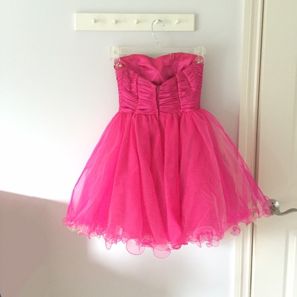 Johnny Dresses - Johnny Homecoming/Prom Dress Johnny Dresses - Johnny Homecoming/Prom Dress