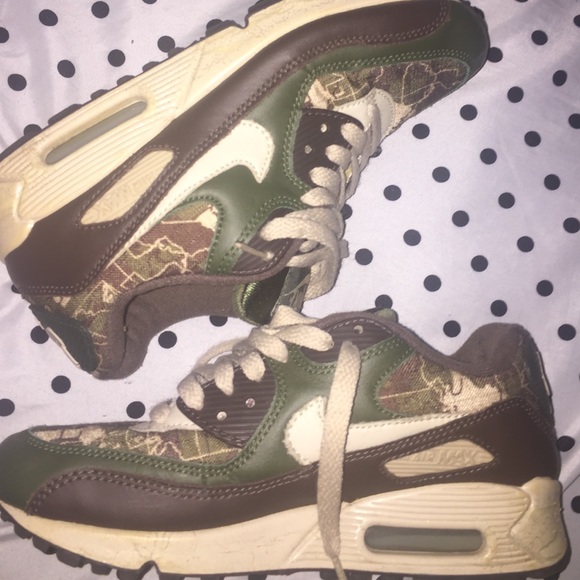 Nike Max's