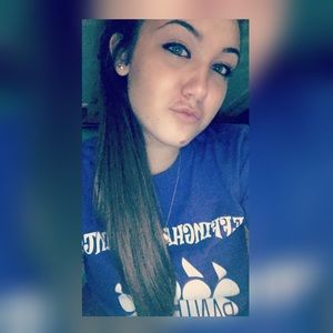 Meet your Posher, Emily