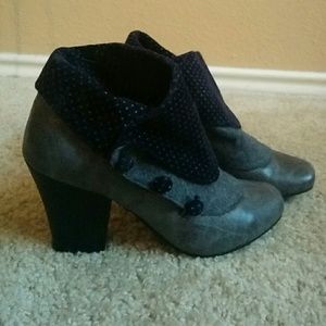 Vintage Style Ankle Boots