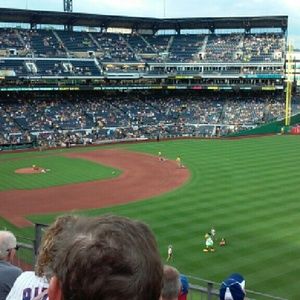 Meet your Posher, Dena