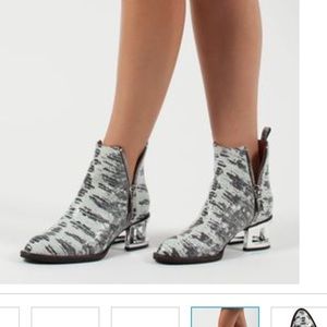 Jeffrey Campbell Boone booties