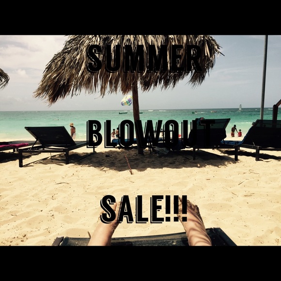 Clearing out the closet!! Great deals!!