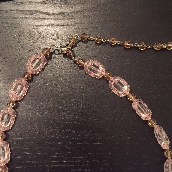 Tarina Tarantino x Hello Kitty pink head necklace - Picture 3 of 4