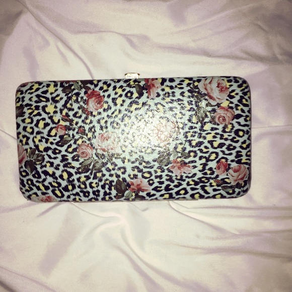 Turquoise leopard print wallet
