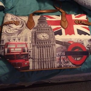 Londan Scene Purse