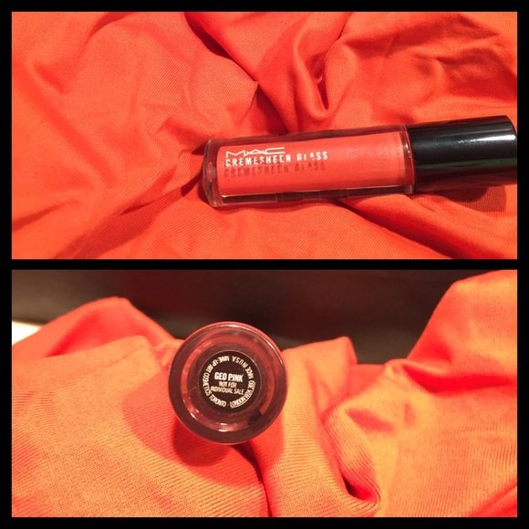 Authentic MAC Cremesheen Glass in Geo Pink - Picture 2 of 3