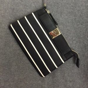 NEW! Betsy Johnson clutch