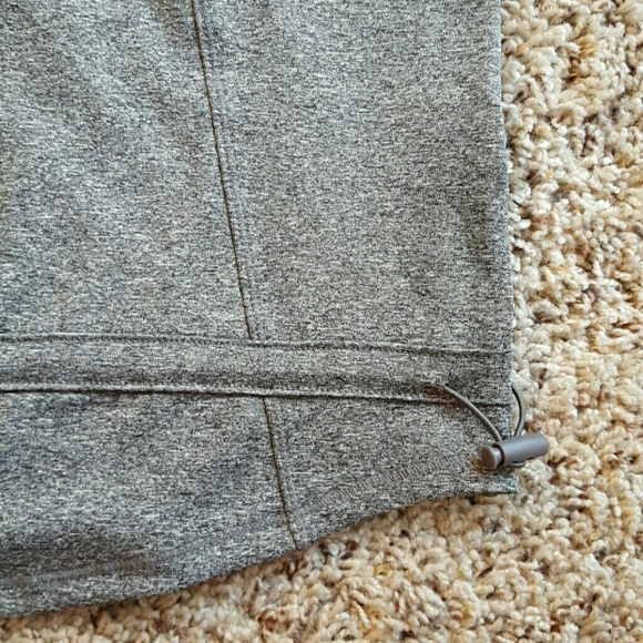 NWT Workout Tank - Picture 2 of 3