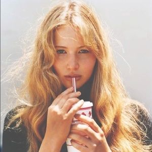 Meet your Posher, Perla