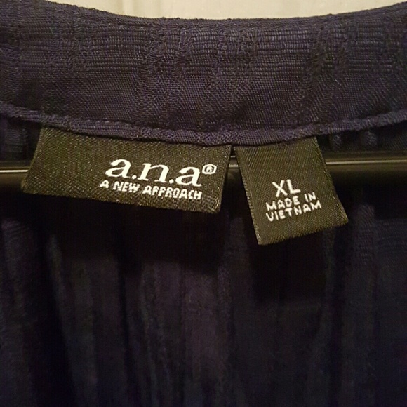 Tunic - Picture 2 of 4