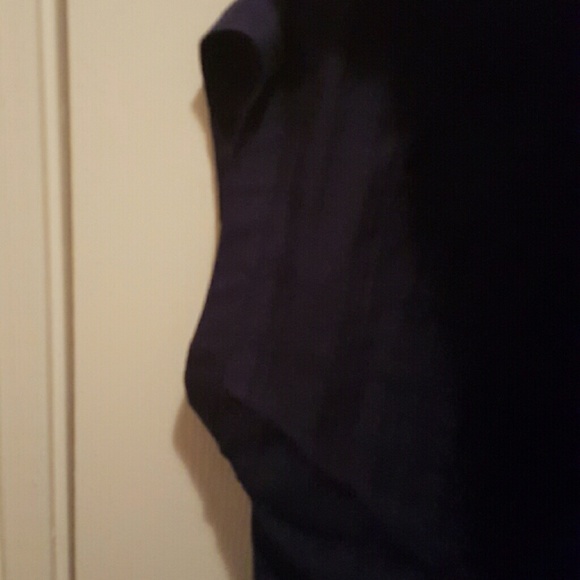 Tunic - Picture 3 of 4