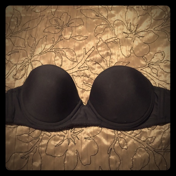 Black Strapless express bra