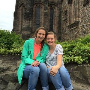 Meet your Posher, Hailey