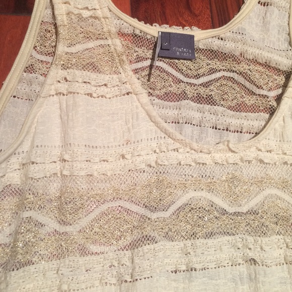 Top - Picture 2 of 2