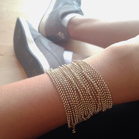 FREE WITH ADDITIONAL PURCHASE Gold Chain Bracelet