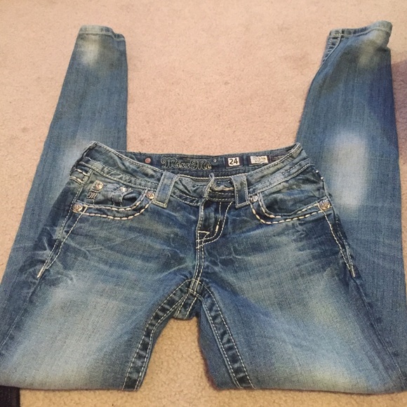 Miss Me Jeans - Picture 2 of 2