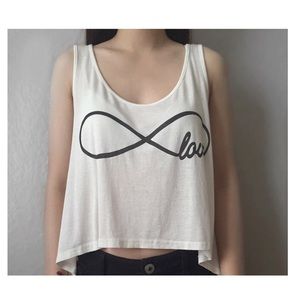 Cute infinity cropped tank top