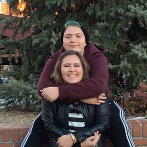 Meet your Posher, Mirra